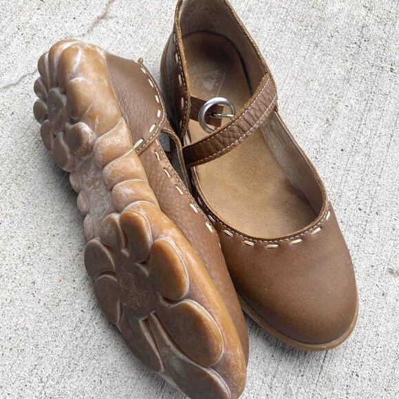 John Fluevog Urban Angels Cyclist mary jane flats - Picture 1 of 9